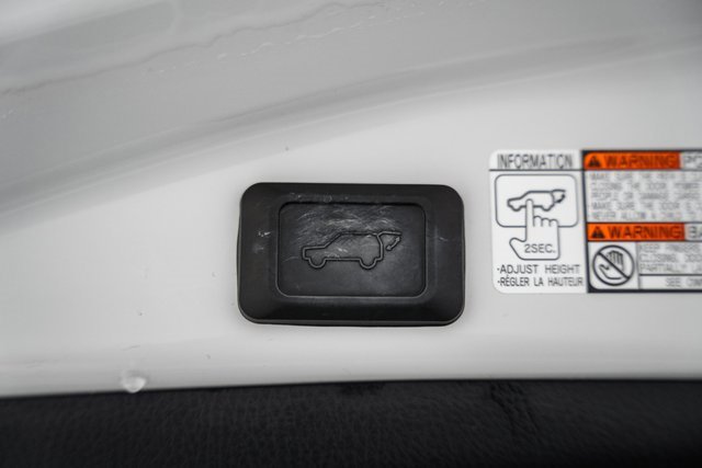 Used 2015 Toyota RAV4 XLE image 9