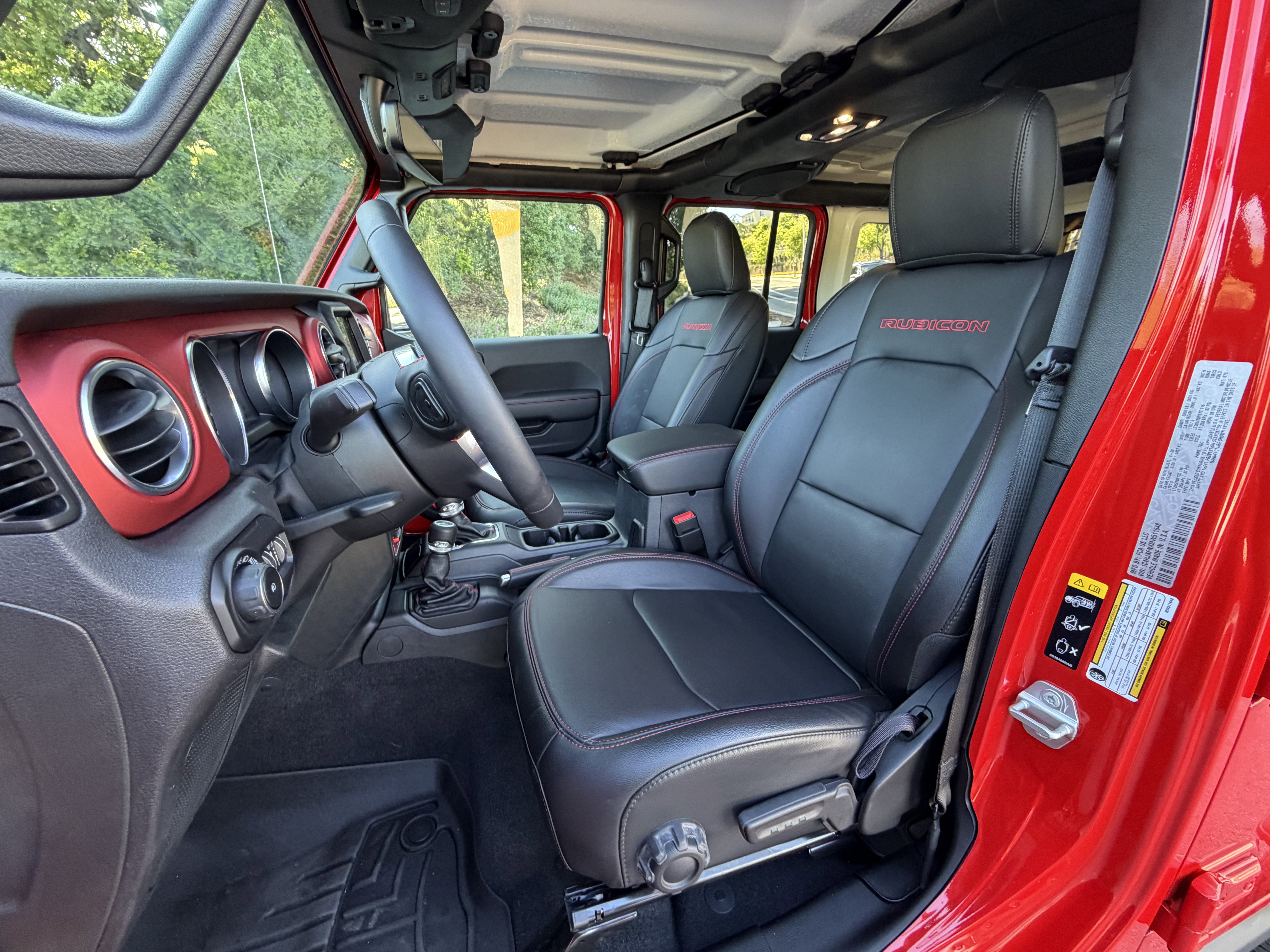Used 2021 Jeep Wrangler Unlimited Rubicon AWD/4WD image 29