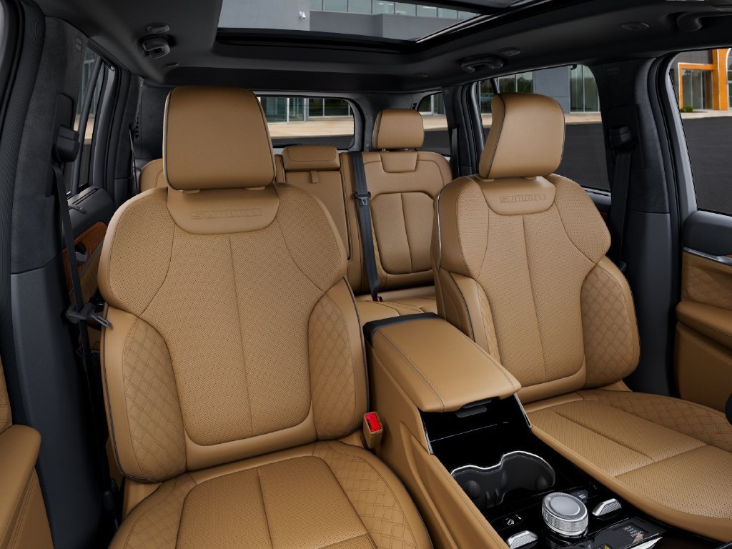 New 2027 Jeep Grand Cherokee Summit AWD/4WD image 16