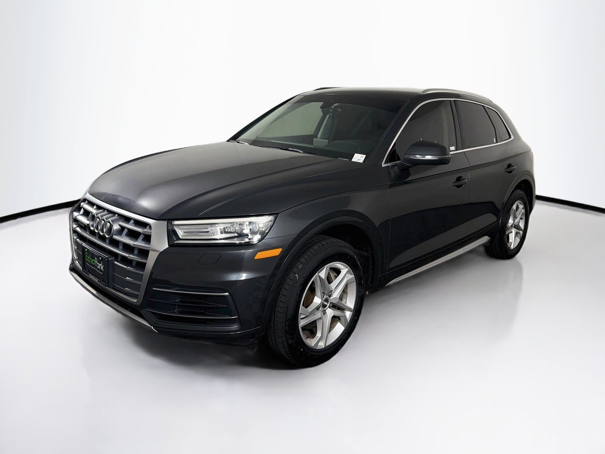 Used 2019 Audi Q5 2.0T Premium w/ Convenience Package AWD/4WD image 3
