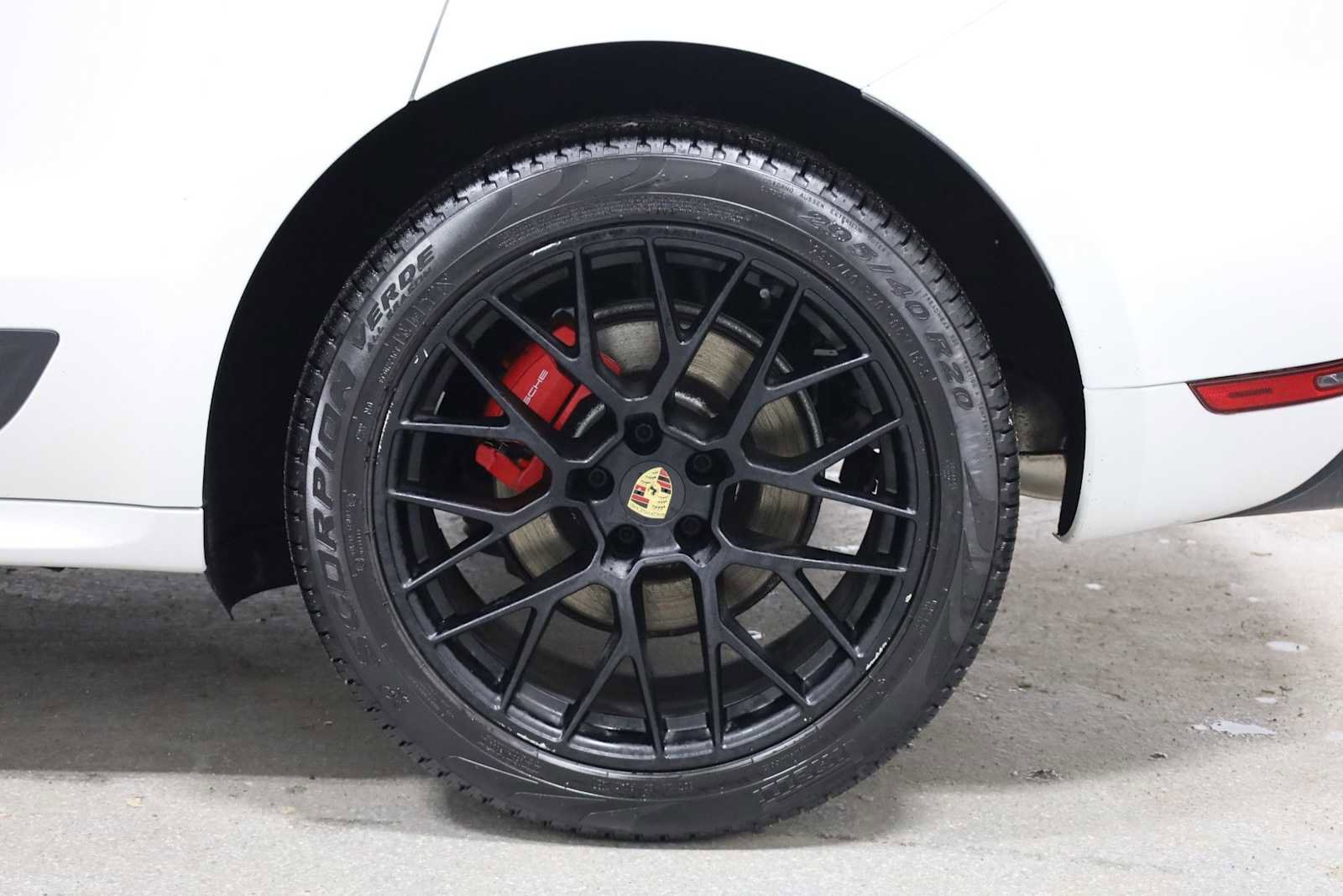 Used 2018 Porsche Macan GTS image 39