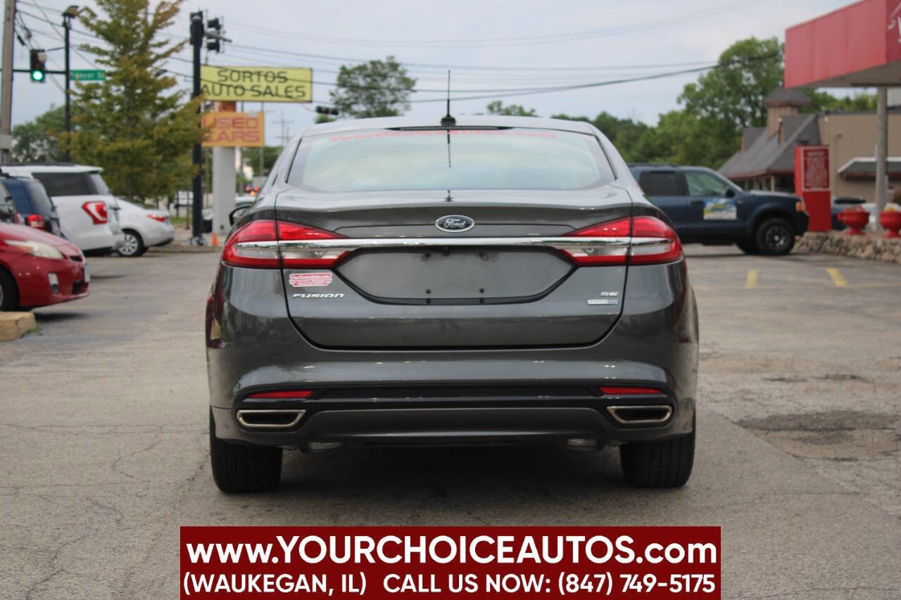 Used 2017 Ford Fusion SE image 6