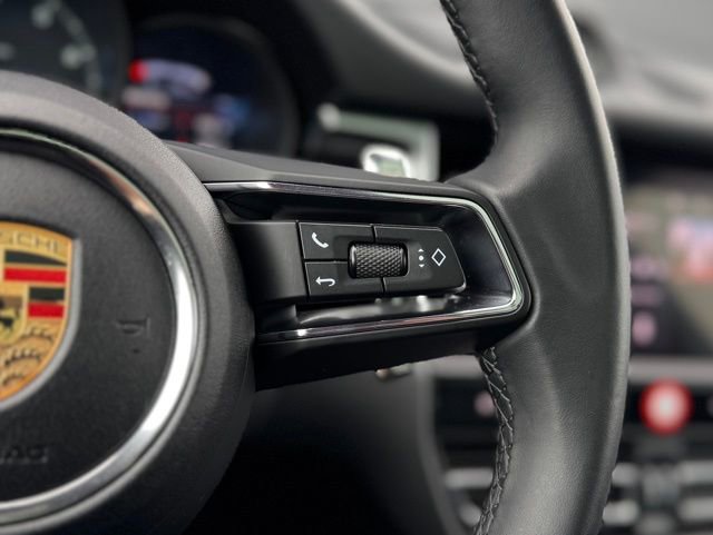 Certified 2025 Porsche Macan image 22