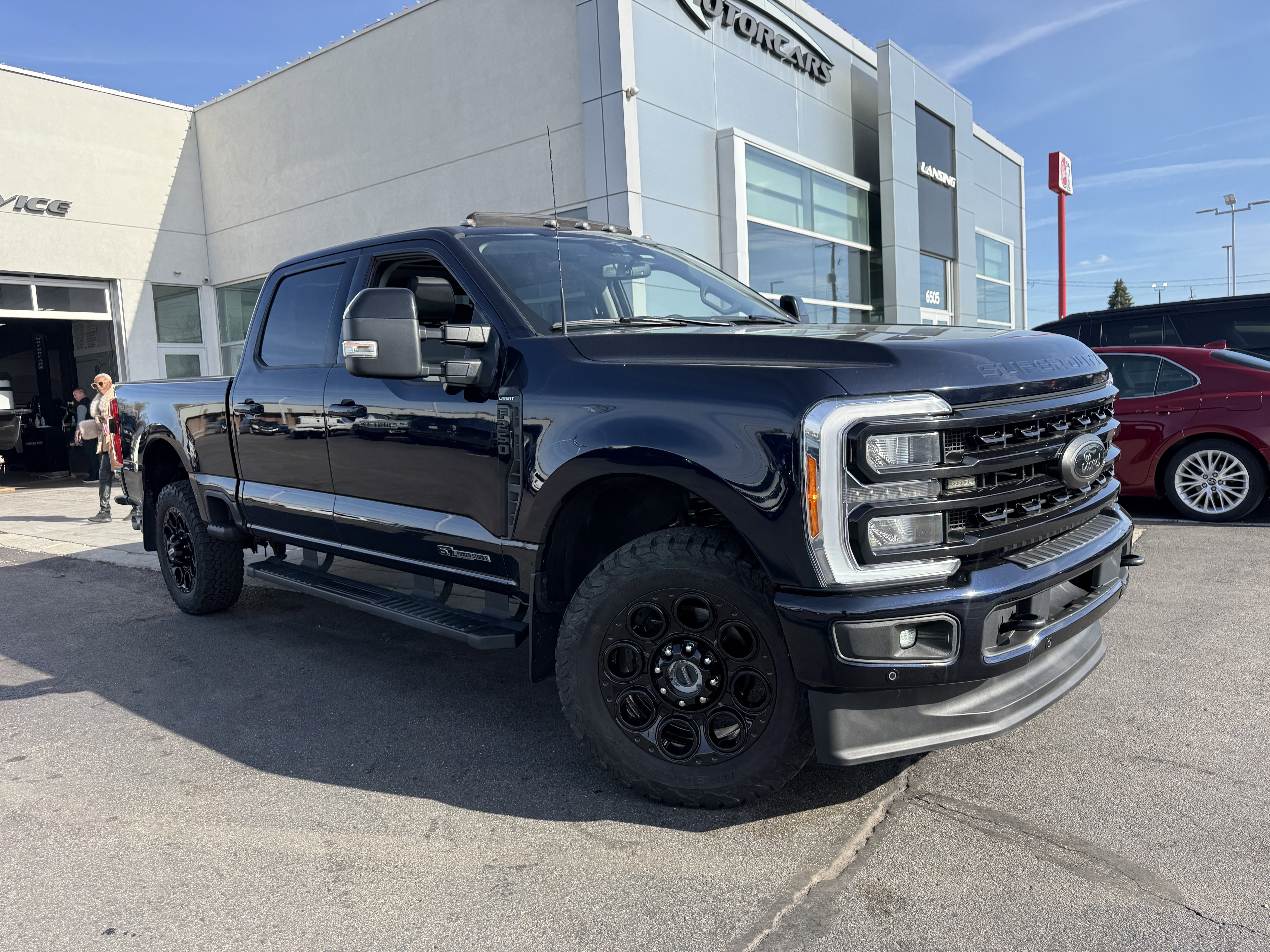Used 2023 Ford F250 Lariat w/ Lariat Ultimate Package image 8