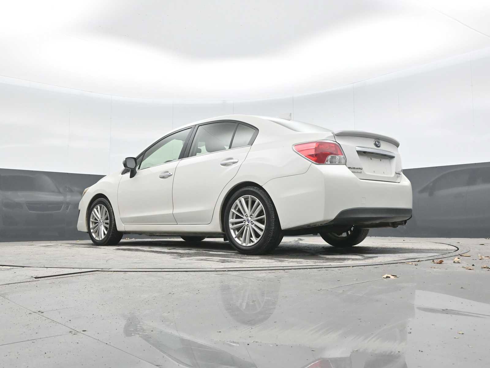 Used 2016 Subaru Impreza 2.0i Limited image 18