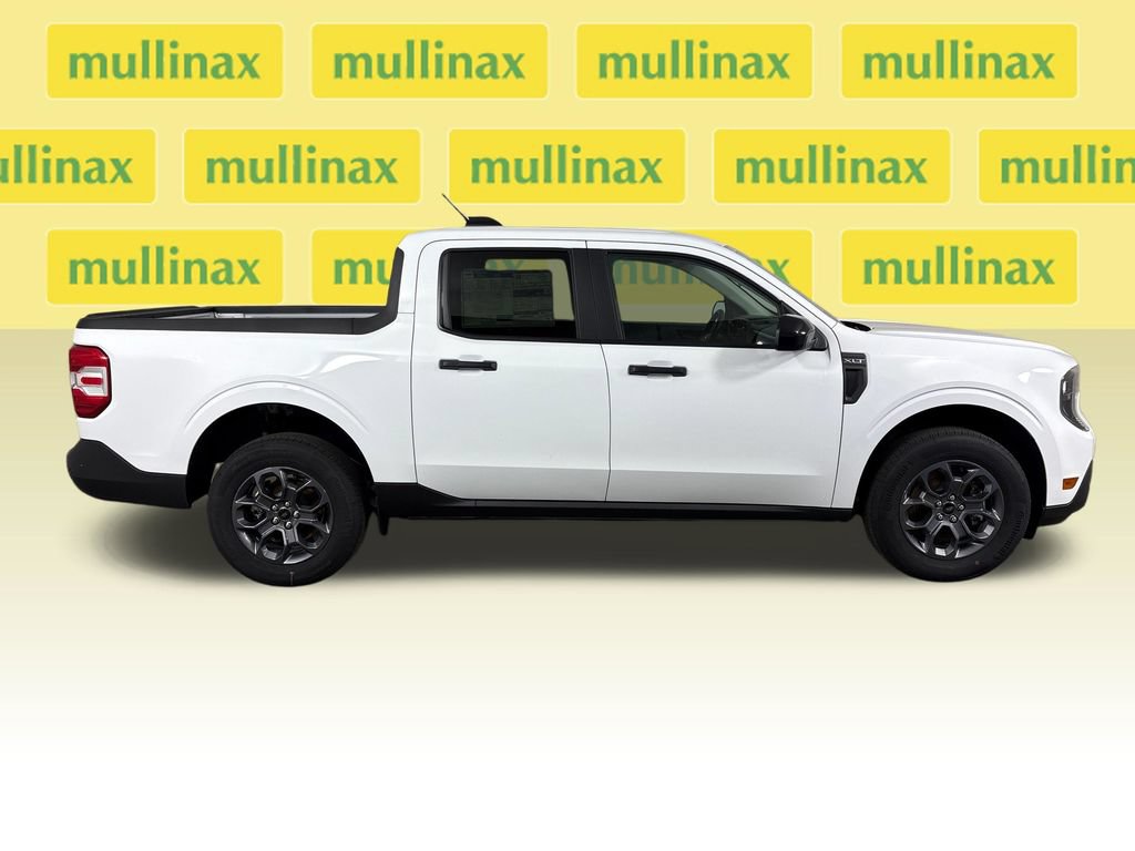 New 2026 Ford Maverick XLT w/ XLT Luxury Package FWD image 2