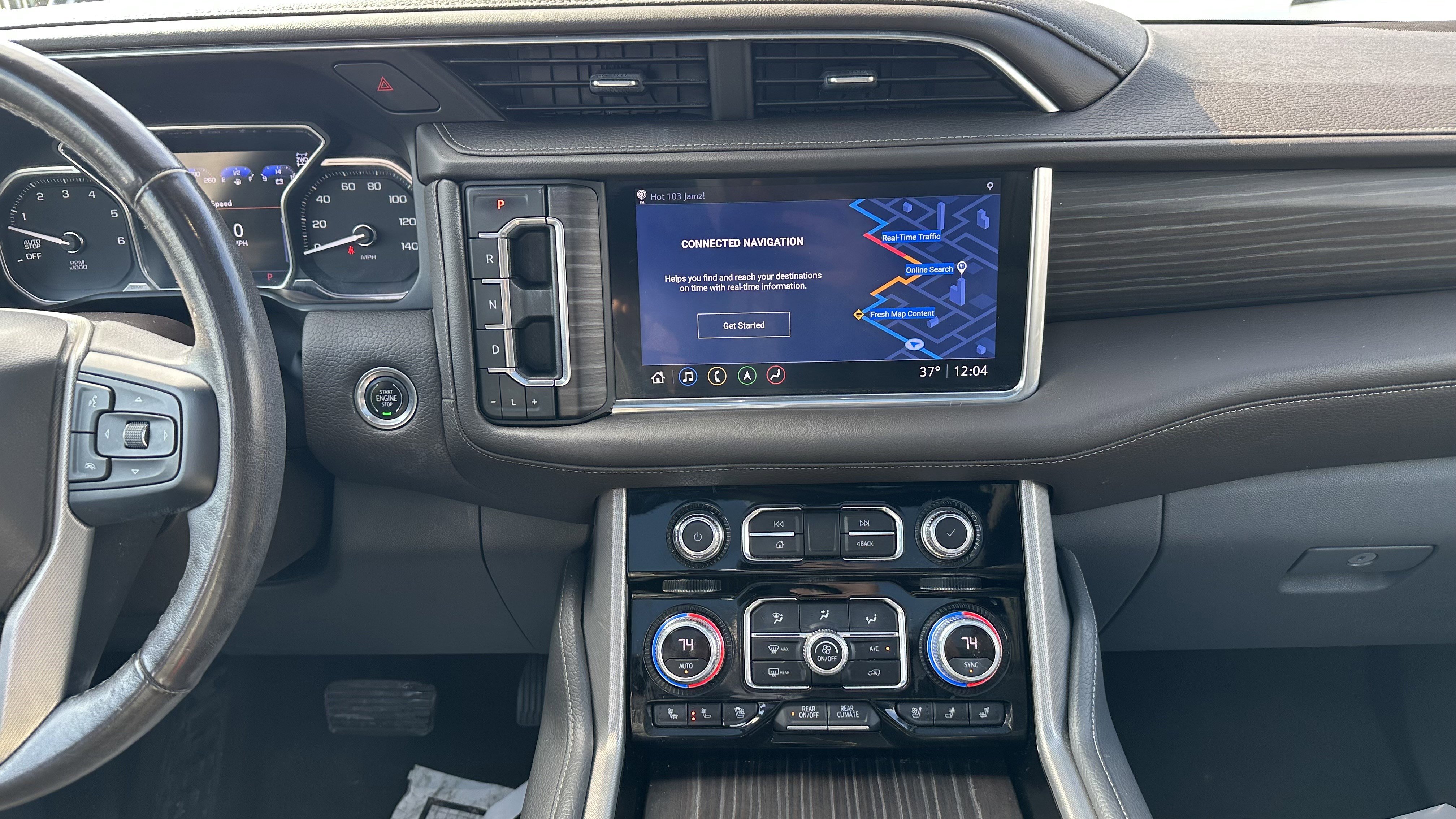 Used 2021 GMC Yukon Denali w/ Denali Premium Package image 32