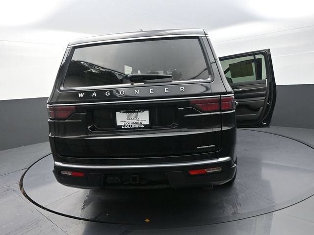 Used 2024 Jeep Wagoneer L Series II w/ Flexible Seating Group AWD/4WD image 34