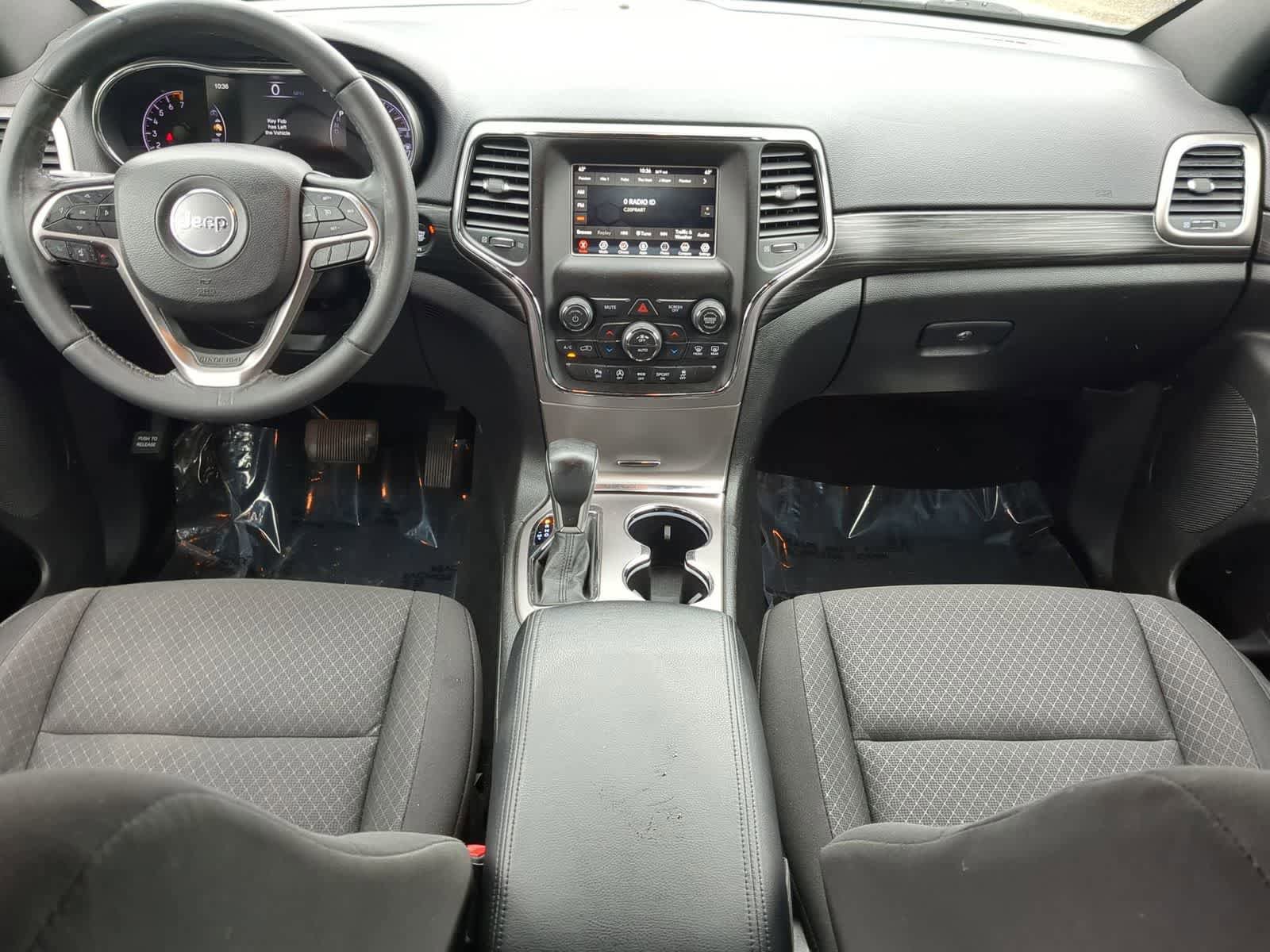 Certified 2019 Jeep Grand Cherokee Laredo AWD/4WD image 15