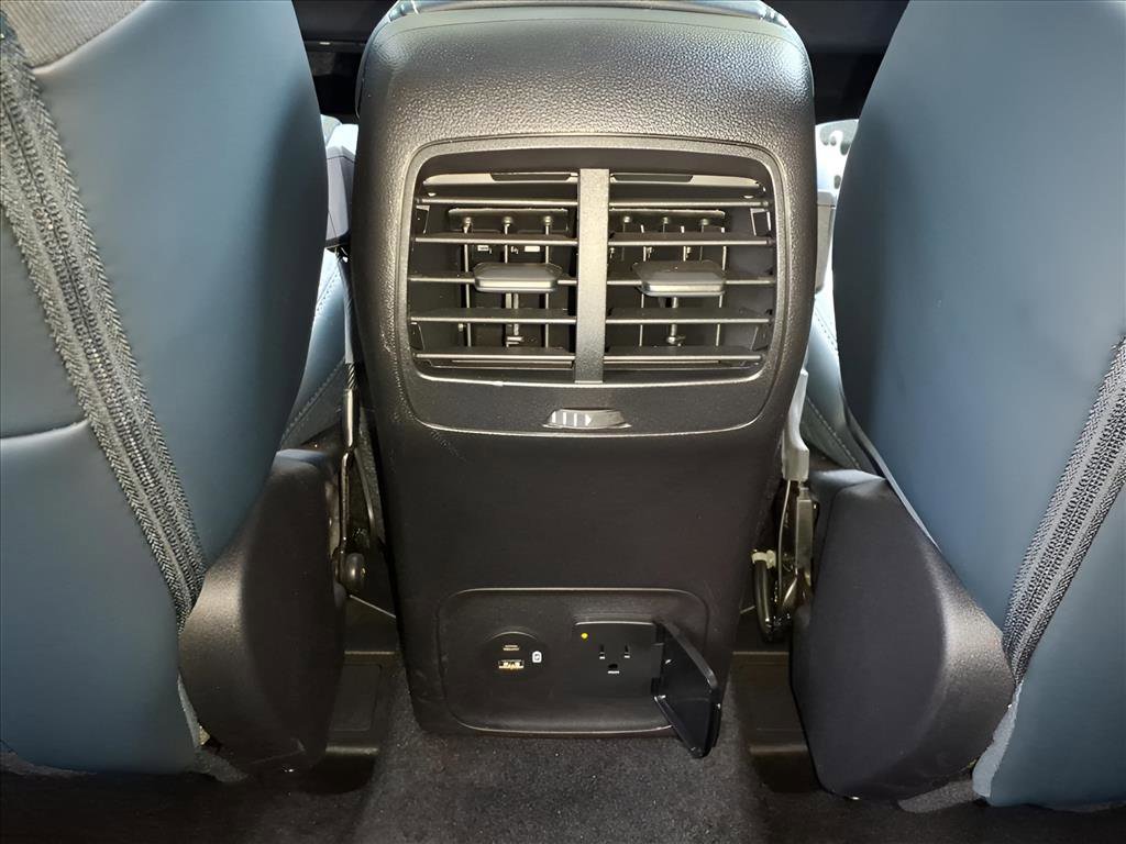 Used 2024 Ford Bronco Sport Outer Banks image 11