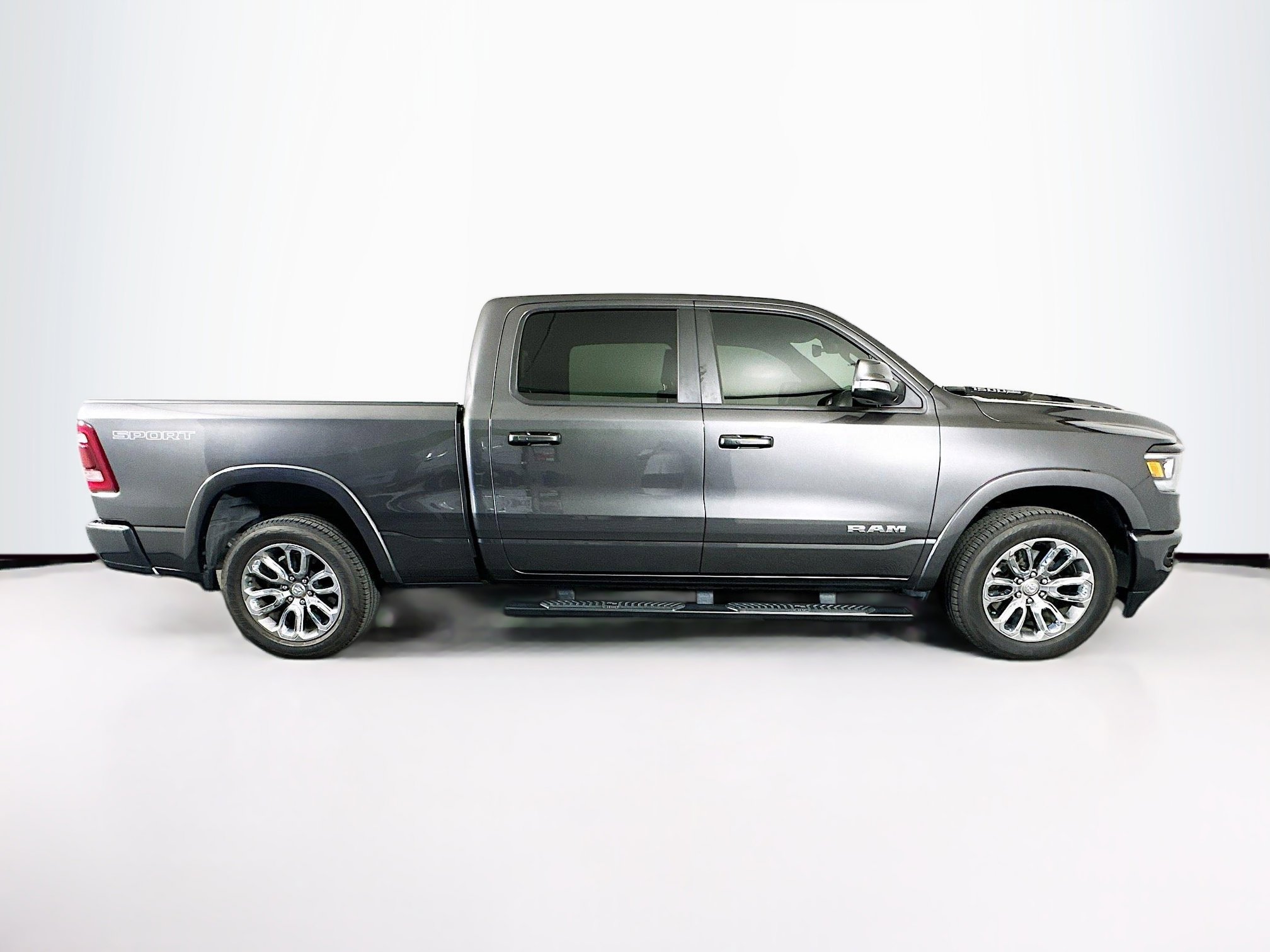Used 2022 RAM 1500 Laramie image 10