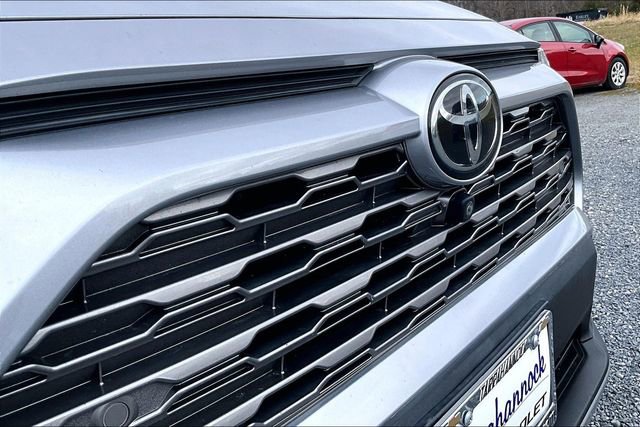 Used 2020 Toyota RAV4 Limited image 33