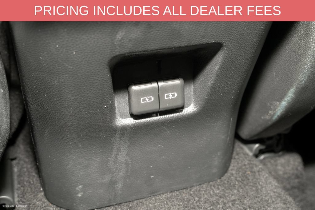 Used 2025 Toyota RAV4 XLE FWD image 7