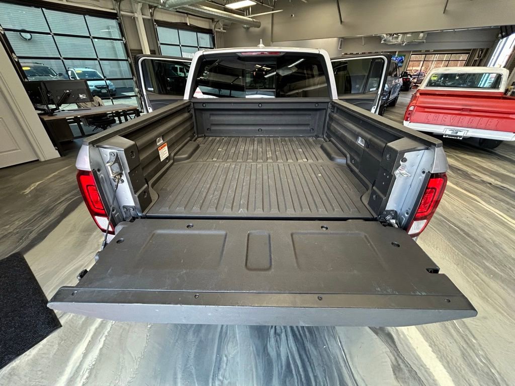 Used 2025 Honda Ridgeline RTL image 46