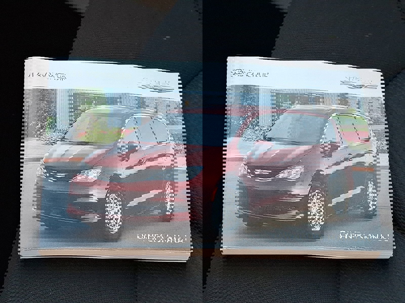 Used 2023 Chrysler Voyager LX image 26