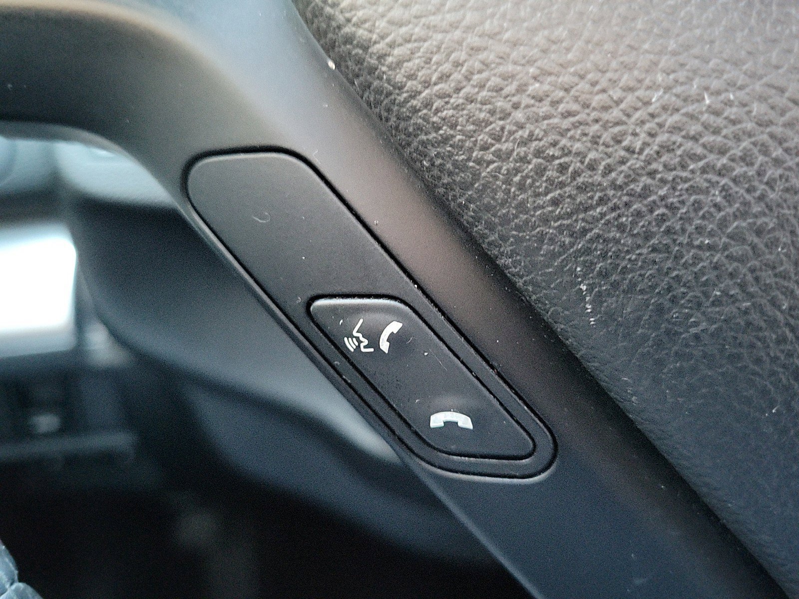 Used 2015 INFINITI Q40 w/ Moonroof Package image 20