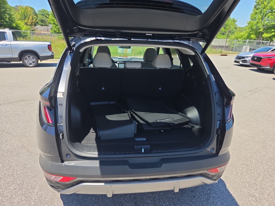 Used 2024 Hyundai Tucson Limited AWD/4WD image 19