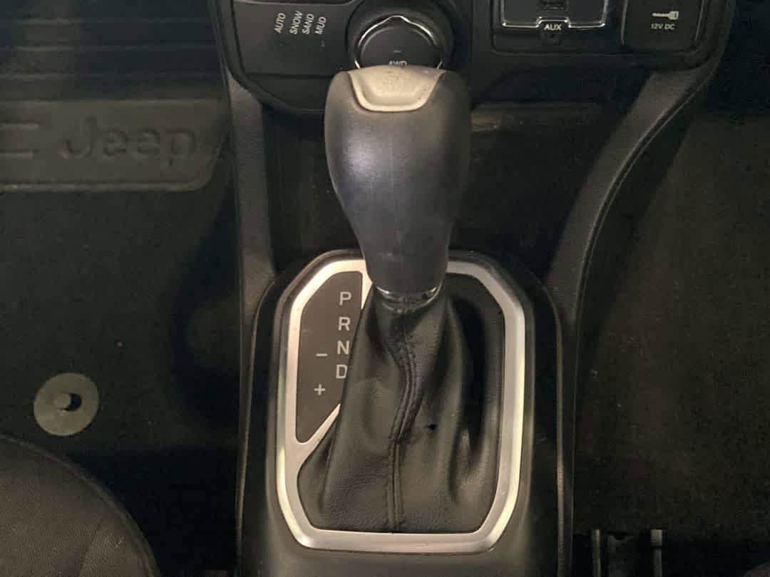 Used 2018 Jeep Renegade Sport w/ Power & Air Group AWD/4WD image 23