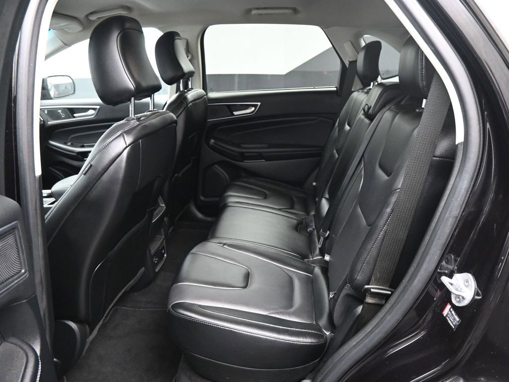 Certified 2022 Ford Edge Titanium image 11