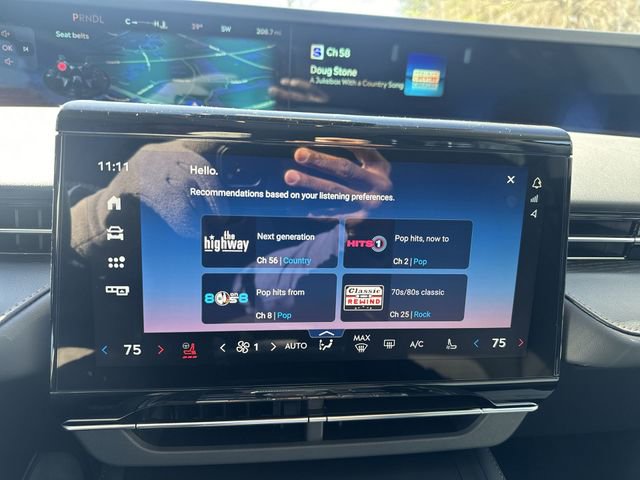 New 2026 Lincoln Nautilus Reserve AWD/4WD image 16