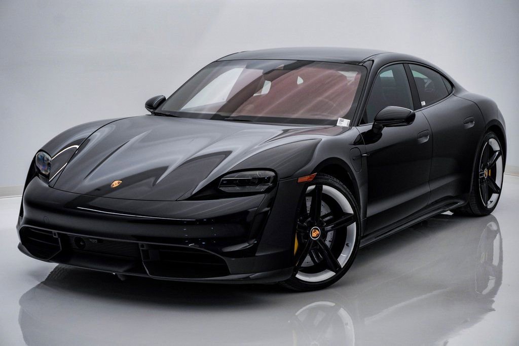 Used 2020 Porsche Taycan Turbo S image 3