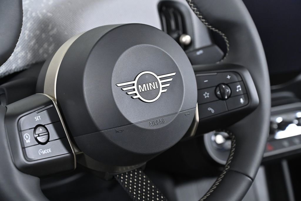 Certified 2025 MINI Cooper S image 16