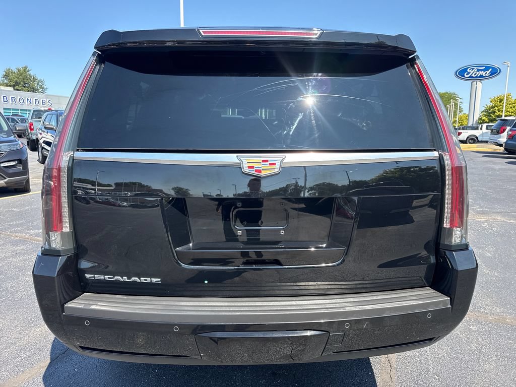 Used 2016 Cadillac Escalade ESV Platinum AWD/4WD image 8