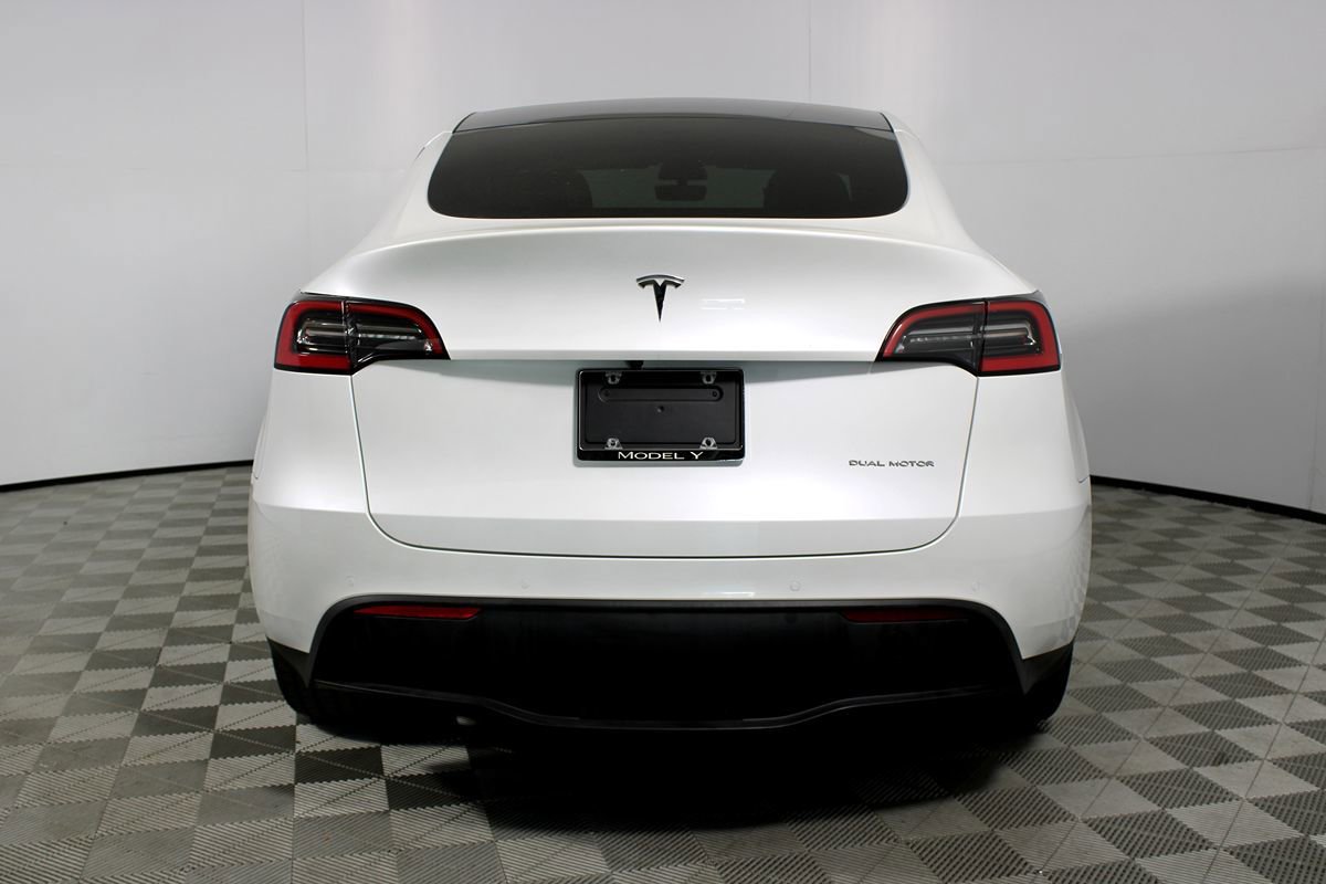Used 2020 Tesla Model Y Long Range AWD/4WD image 29