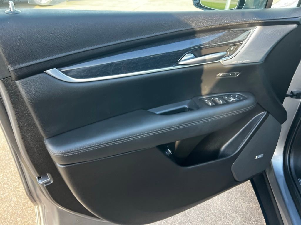Used 2024 Cadillac XT5 Premium Luxury image 27
