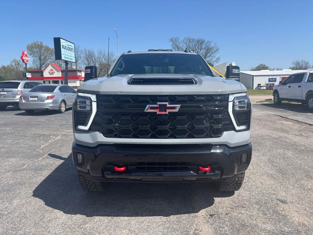 Used 2024 Chevrolet Silverado 2500 ZR2 w/ LPO, Dark Essentials Package image 13