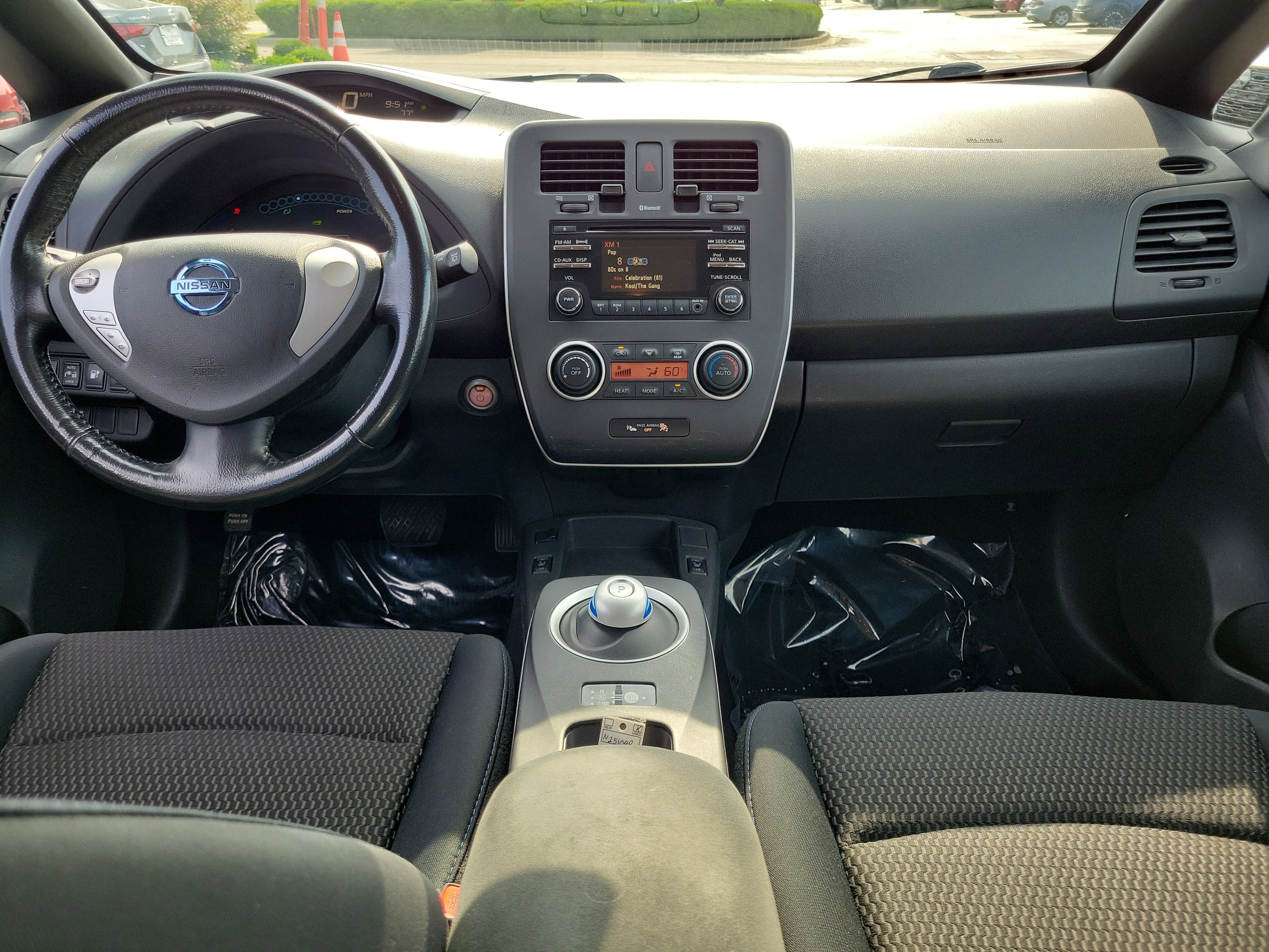 Used 2013 Nissan Leaf S FWD image 9