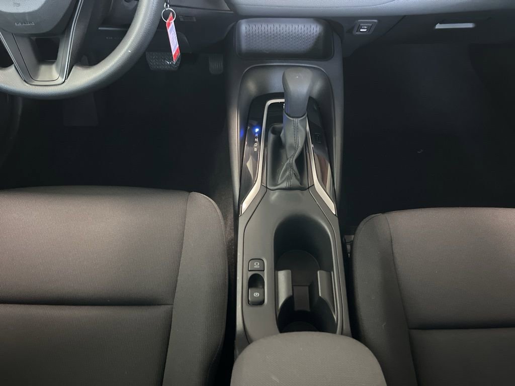 Used 2025 Toyota Corolla LE FWD image 10