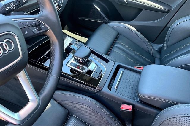 Used 2023 Audi Q5 2.0T Prestige w/ Prestige Package AWD/4WD image 14