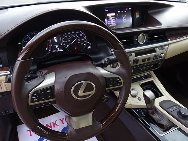 Used 2018 Lexus ES 350 image 27