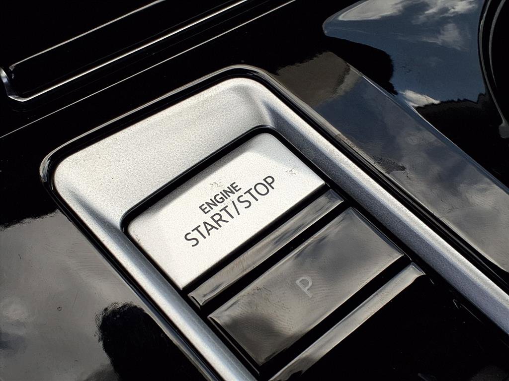 New 2026 Volkswagen Atlas SEL Premium R-Line image 18