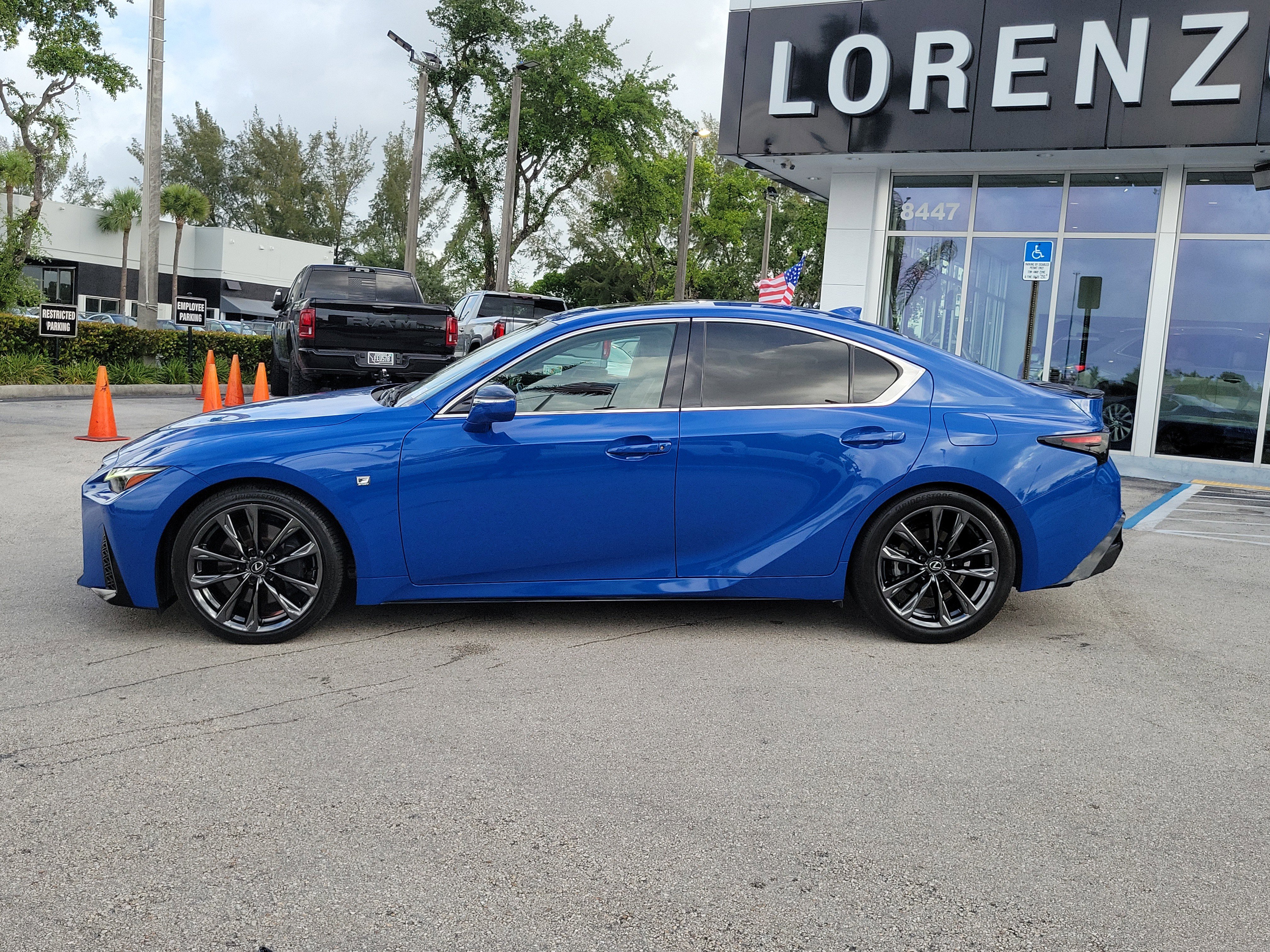 Used 2023 Lexus IS 350 F Sport w/ Navigation Package RWD image 8