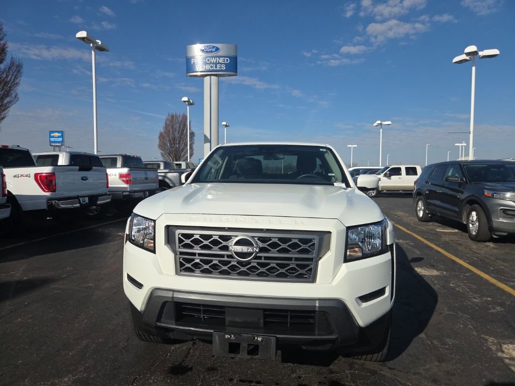 Used 2023 Nissan Frontier SV w/ Technology Package image 8