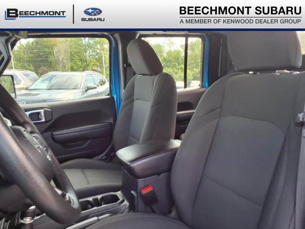 Used 2022 Jeep Gladiator Sport w/ Trailer Tow Package AWD/4WD image 11