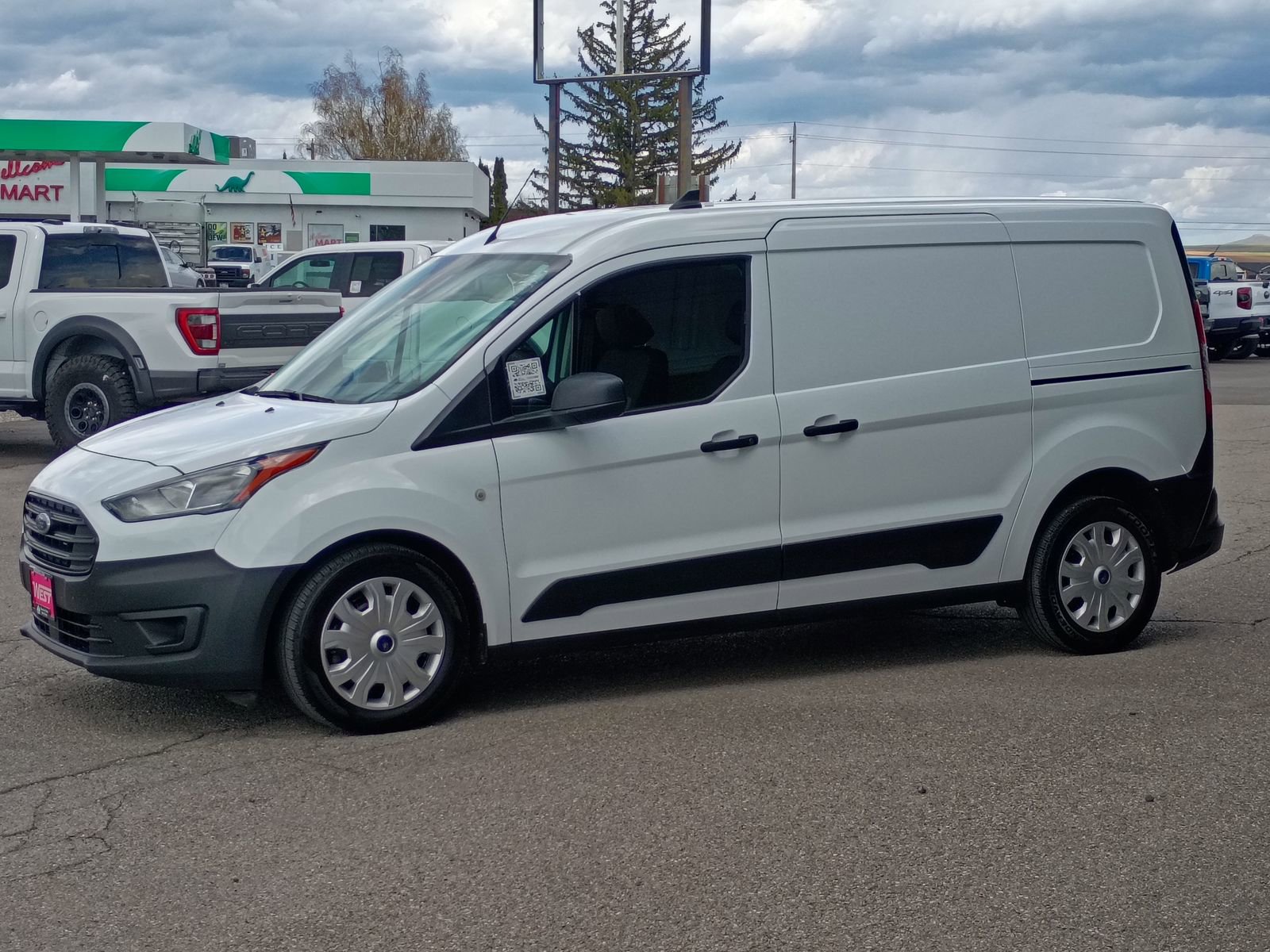 Used 2022 Ford Transit Connect XL FWD image 9