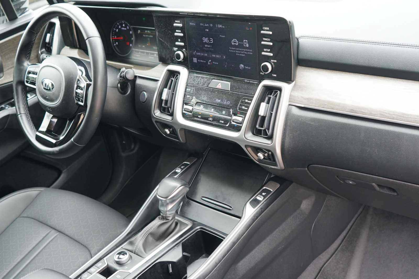 Used 2021 Kia Sorento EX AWD/4WD image 27