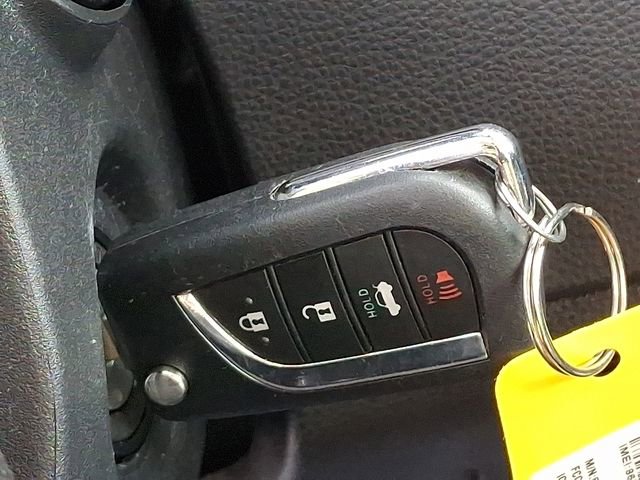 Used 2025 Toyota Corolla LE FWD image 26