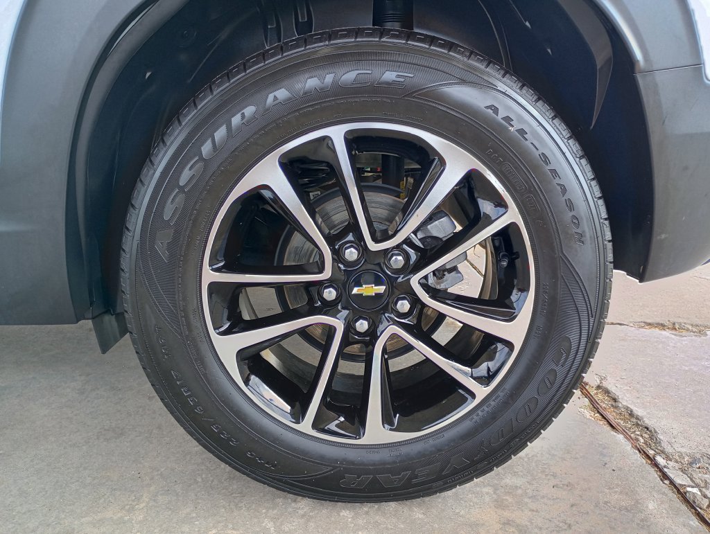 Used 2025 Chevrolet TrailBlazer LT FWD image 33