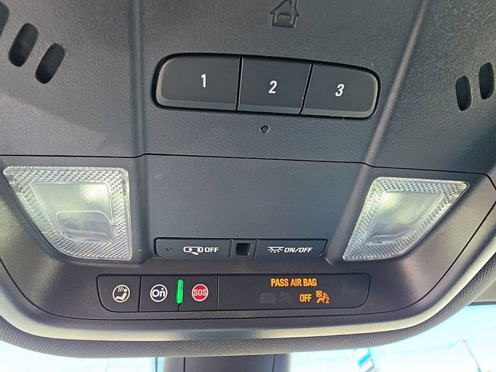 Used 2023 Buick Enclave Essence AWD/4WD image 22