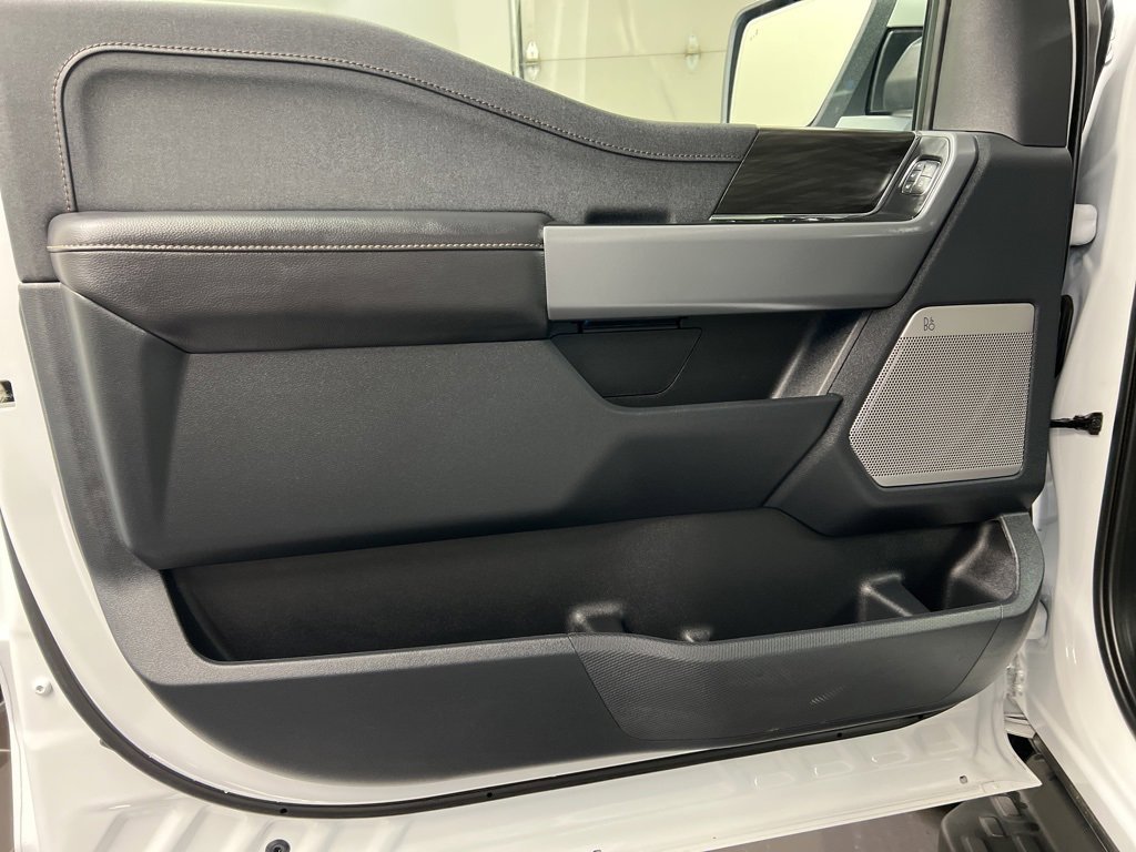 Certified 2025 Ford F150 Lightning Lariat image 29