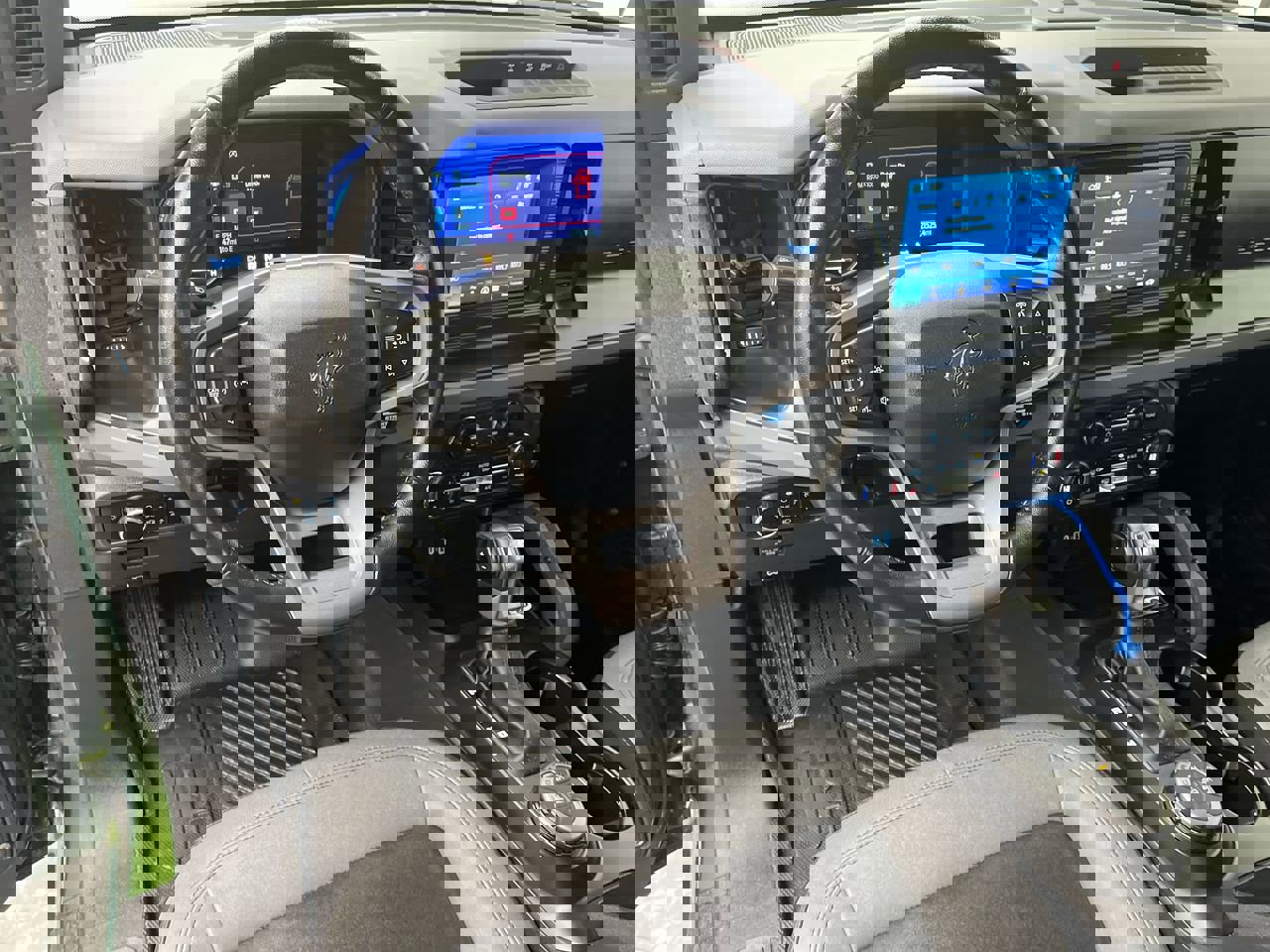 Certified 2023 Ford Bronco Black Diamond image 12