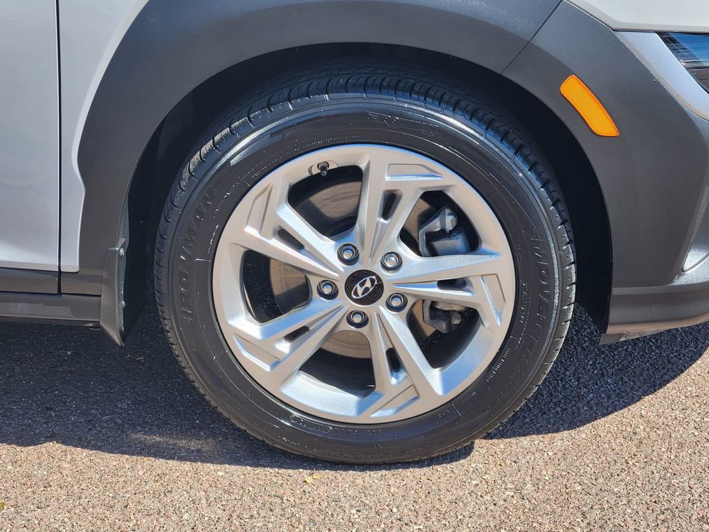 Used 2023 Hyundai Kona SEL AWD/4WD image 30