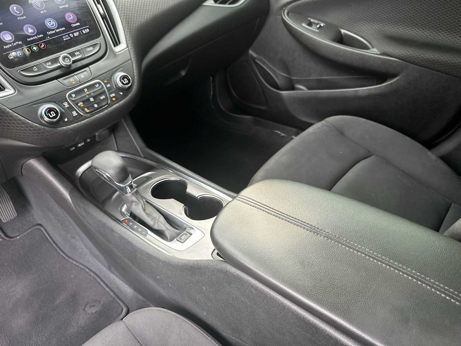 Used 2023 Chevrolet Malibu LT FWD image 21