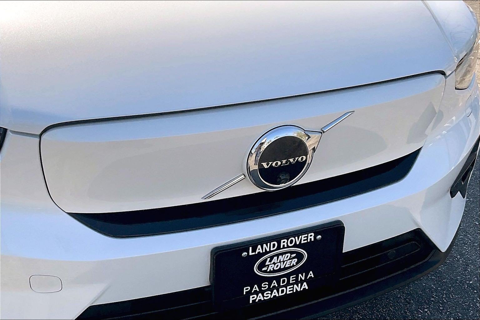 Used 2023 Volvo XC40 Recharge Ultimate AWD/4WD image 30