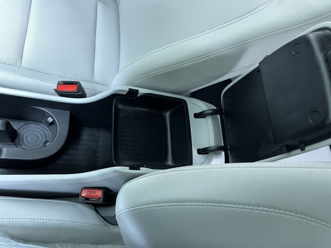 Used 2025 Hyundai Kona SEL FWD image 23