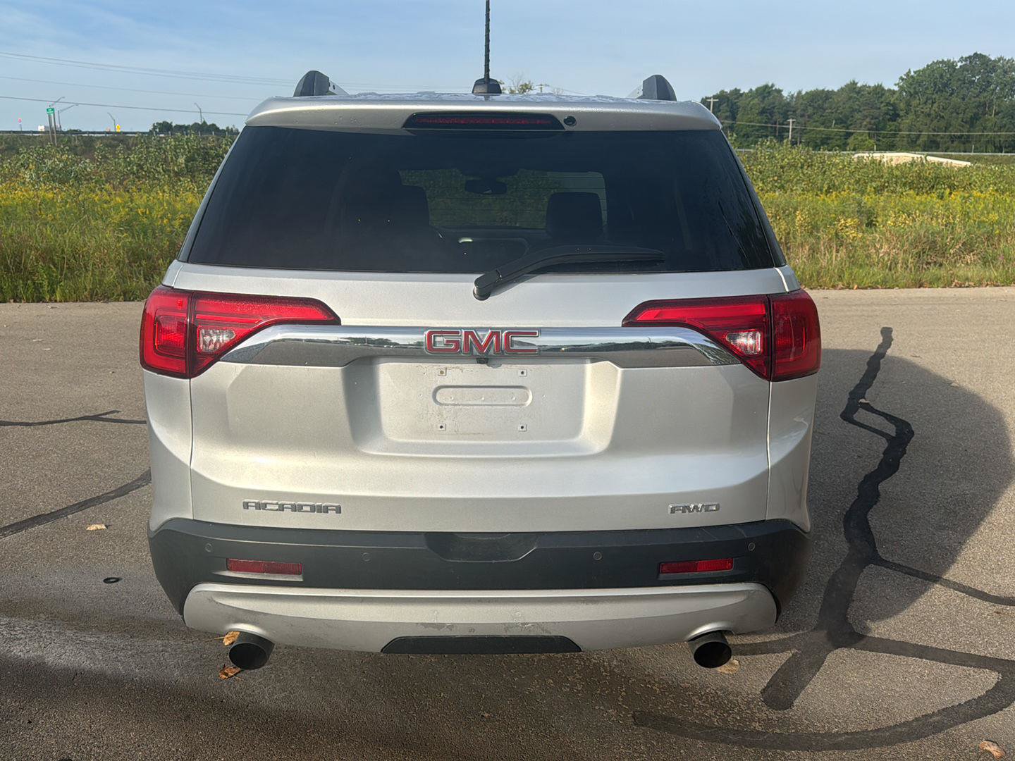 Used 2019 GMC Acadia SLT AWD/4WD image 4
